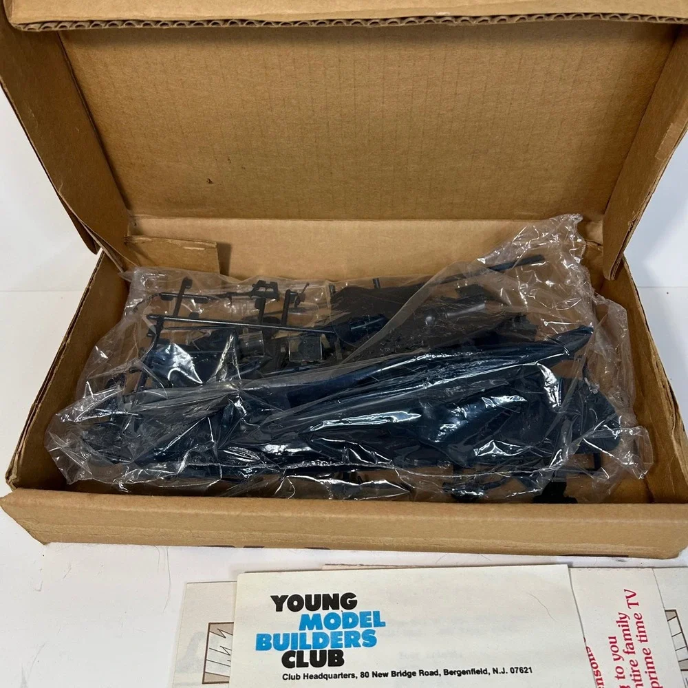 Vintage 1978 Monogram OS2U Kingfisher Model Kit 5304 Sealed Parts YMB‎